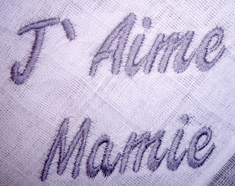 Le Lange Blanc Brodé Gris "J'aime Papi ou Mamie" - MIGNON - Image 2