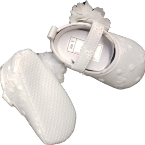 Chaussure fille avec brodure de fleurs - Blanche